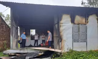 Sét đánh cháy nhà dân ở Hà Tĩnh