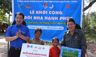 Những ngôi nhà đặc biệt tặng cựu thanh niên xung phong khó khăn ở Quảng Bình
