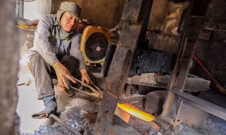 Về làng rèn Trung Lương trăm năm tuổi dịp cận Tết
