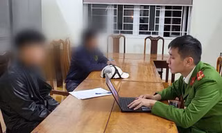 Khởi tố nam sinh lớp 12 thông chốt, tông CSGT nhập viện