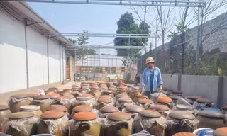Về làng tương gần 200 năm danh tiếng 