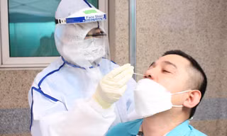 Ngành y tế TPHCM đang nỗ lực kiểm soát dịch