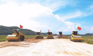 Khát vọng 5.000 km cao tốc để Nam - Bắc gần hơn 