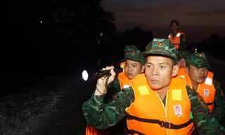 Căng mình chống buôn lậu ở biên giới Tây Nam 