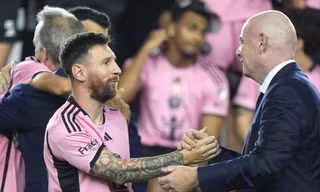 FIFA bị chỉ trích vì ưu ái Messi