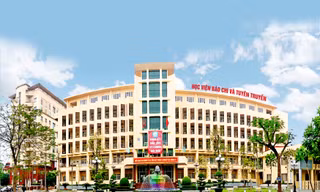 Xét tuyển Học viện Báo chí và Tuyên truyền: Điểm IELTS thấp nhất 6.5 kèm loạt tiêu chí phụ