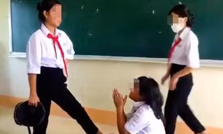 Nữ sinh lớp 6 bị đánh hội đồng tại lớp, bất ngờ người quay clip