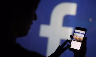 Sơn Tùng M-TP, Lê Dương Bảo Lâm... mất cả chục triệu follow Facebook trong nháy mắt, lý do vì sao?
