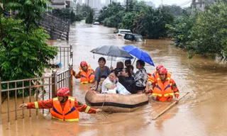 La Nina xuất hiện vào đúng mùa mưa bão, Biển Đông có thể đón bão chồng bão