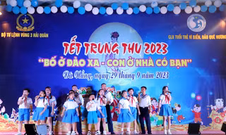 Tết Trung thu “Bố ở đảo xa, con ở nhà có bạn”