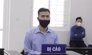Bị cáo Lê Tuấn tại tòa.