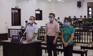 Các bị cáo nghe tuyên án phúc thẩm chiều 29/6.