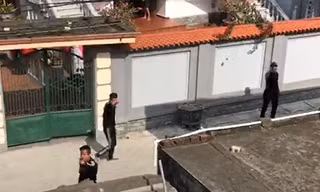 Gần 20 thanh niên cầm hung khí gây náo loạn ở Hải Phòng