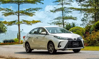 Toyota tung gói ưu đãi bán hàng và dịch vụ hấp dẫn, tri ân khách hàng trong tháng 10
