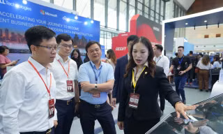 'Người Việt hoàn toàn làm chủ công nghiệp công nghệ số'