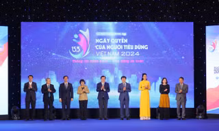 Amway Việt Nam đồng hành cùng Ngày quyền của người tiêu dùng năm 2024