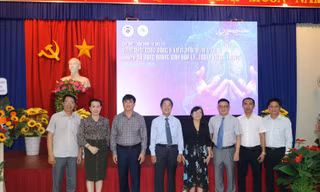 Dùng kháng sinh hiệu quả trong điều trị viêm phổi