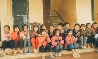 Hành trình 'Nâng bước chân em' - Chuyến xe thiện nguyện của GOYA dừng chân tại 3 điểm trường xa xôi tại Lào Cai
