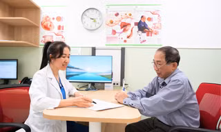 Đồng hành với người cao tuổi mắc bệnh tim: BHYT tối đa và chính sách tốt