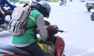 Chuyện chuyển đổi số của những tài xế, quán nhỏ đất Cố đô