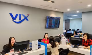 Chứng khoán VIX có thêm một cổ đông lớn