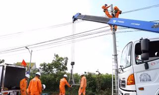 PC Đắk Nông tăng cường an toàn điện trong mùa mưa bão