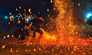 Tục nhảy lửa và minh chứng sức khoẻ, can trường của con người Hoàng Su Phì (Hà Giang)
