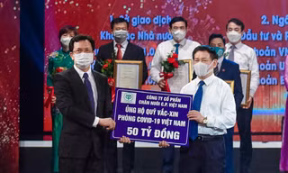 C.P. Việt Nam trao tặng 50 tỷ đồng tới Quỹ Vắc-xin phòng, chống Covid-19