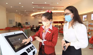 Giao dịch trực tuyến, tích điểm đổi quà hấp dẫn cùng HDBank Loyalty
