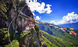 Du lịch đúng mùa: Bhutan, Ai Cập, Dubai, Ấn Độ