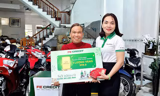 'Lộc may' trao tay hàng ngàn khách hàng của FE CREDIT