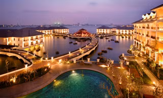 InterContinental Hanoi Westlake: Top 10 Khách sạn trong phố tốt nhất Việt Nam