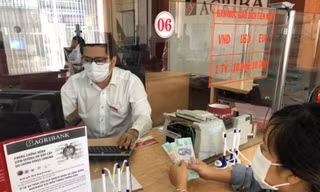 Agribank cơ cấu lại nợ cho 15 ngàn khách hàng bị ảnh hưởng dịch COVID-19