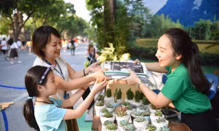 Vietravel giới thiệu bộ sản phẩm siêu khuyến mại giảm tới 25% tại Festival thu Hà Nội 