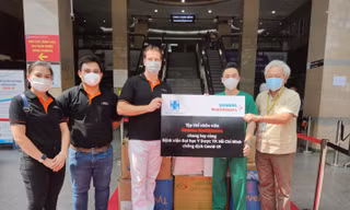 Siemens Healthineers hỗ trợ bệnh viện Đại học Y Dược tp. Hồ Chí Minh chống dịch Covid-19