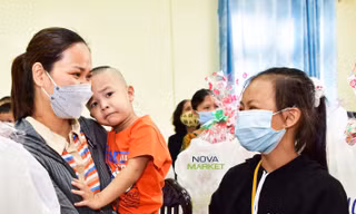 NovaGroup thêm niềm vui cho bệnh nhi nghèo mắc bệnh tim bẩm sinh
