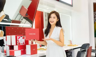 Vincom - điểm hẹn vạn quà tặng, trao ngàn lời yêu thương 