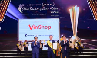Vì sao VinShop được vinh danh Top 10 Sao Khuê 2022 danh giá?