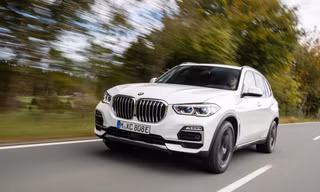 Khởi động năm mới với ưu đãi lên đến 50% phí trước bạ khi mua xe BMW