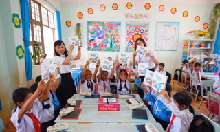 Prudential đồng hành cùng học sinh thực hành kỹ năng tham gia giao thông an toàn