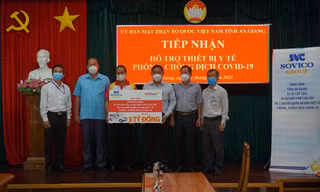 Tập đoàn Sovico và HDBank tiếp tục tặng xe cứu thương, thiết bị y tế cho tỉnh An Giang
