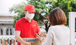 Mùa sale cuối năm, sàn TMĐT chuẩn bị gì cho “cú chạy nước rút”?