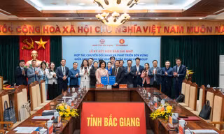 UBND Tỉnh Bắc Giang và Vingroup ký kết hợp tác thúc đẩy chuyển đổi xanh, chuyển đổi số