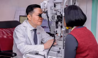Ai có nguy cơ cao mắc bệnh lý gây mù lòa cao thứ 2 trên thế giới