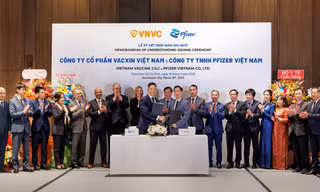 Pfizer và VNVC ký thảo luận về sản xuất vắc xin