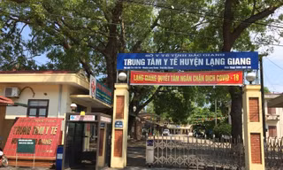 Lạng Giang bàn giải pháp nâng cao chất lượng hoạt động y tế cơ sở