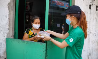 21.800 suất ăn miễn phí Grab và người dùng tặng cho người khó khăn trong mùa dịch 