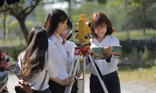 Ngành Kiến trúc công trình, Kiến trúc nội thất, Thiết kế đồ họa: Cung cấp nhân lực cao