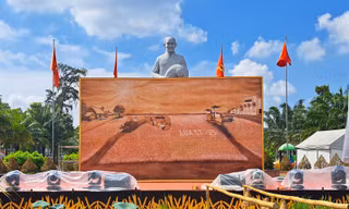Chiêm ngưỡng bức tranh gạo ST lớn nhất Việt Nam