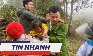 TIN NHANH: 31 giờ tìm bé gái 2 tuổi mất tích trong rừng rậm; Cả đội tuyển suýt chết vì sự cố kinh hoàng trên máy bay